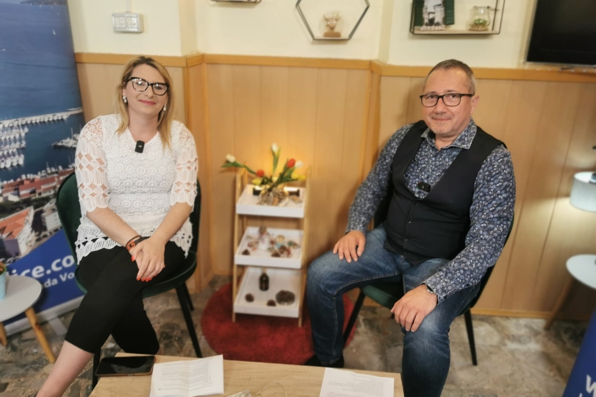 Kolure o bisera: Rasprava o paušalnim obrtima s Denisom Vlahovim